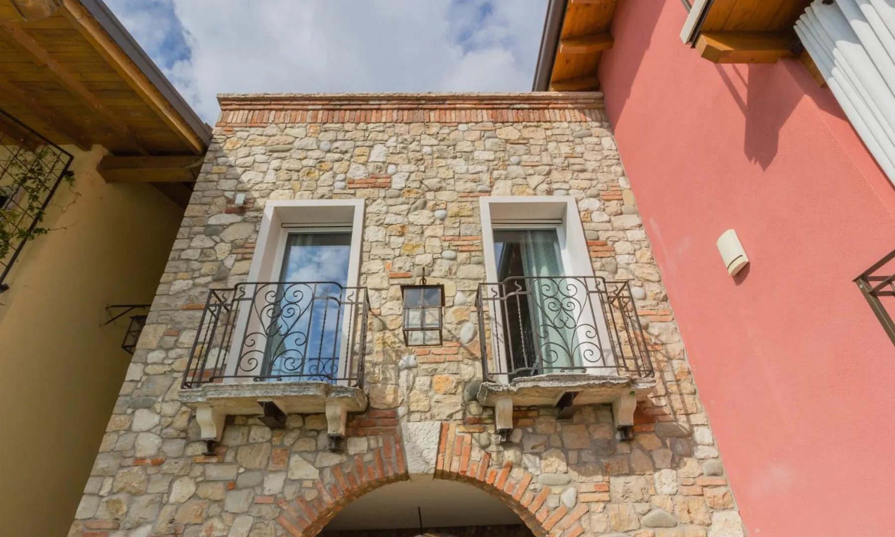 Lazise • Lago Di Garda Piscina, Parcheggio Apartmán
